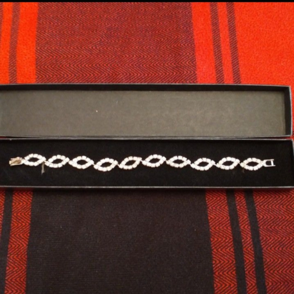 Bracelet chic with diamonds